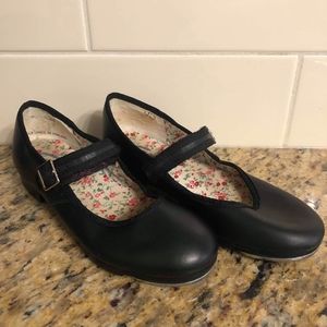 Capezio tap shoes Size 1